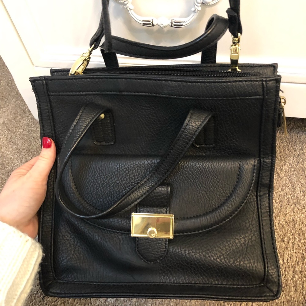 Black crossbody purse